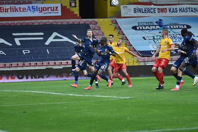 年轻球员成 年轻球员成